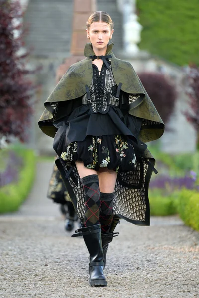 Look 55